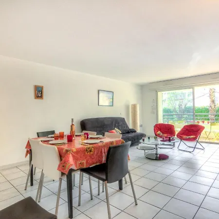 Daire Le Magellan-1 By Interhome Saint-Raphaël